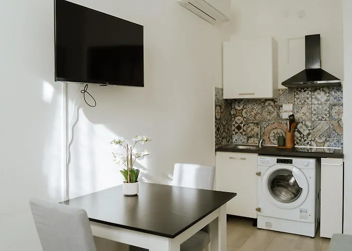 Yourbanflat Clock Tower 2 Падуя