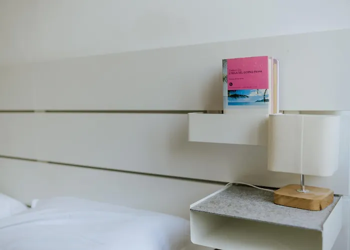 Yourbanflat Clock Tower 2 *